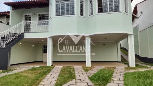Casa com 4 Quartos para alugar, 227m² no Centro, Itaboraí