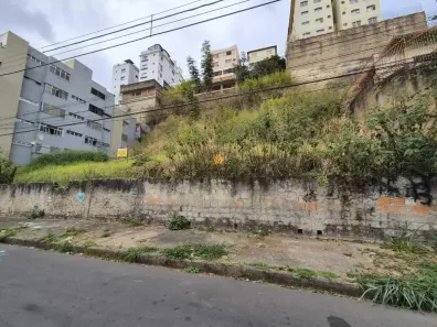 Lote/Terreno à venda, 720m² no São Lucas, Belo Horizonte