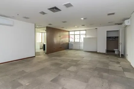 Sala Comercial à venda, 111m² no Vila Olímpia, São Paulo