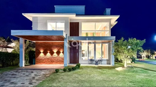 Sobrado com 4 Quartos à venda, 245m² no XANGRI-LÁ, Xangri-lá