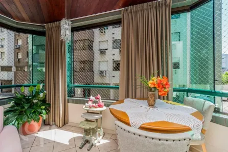 Apartamento com 3 Quartos à venda, 159m² no Menino Deus, Porto Alegre