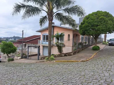 Casa com 3 Quartos à venda, 221m² no Nova Vicenza, Farroupilha