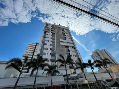 Apartamento com 3 Quartos à venda, 100m² no Canto, Florianópolis