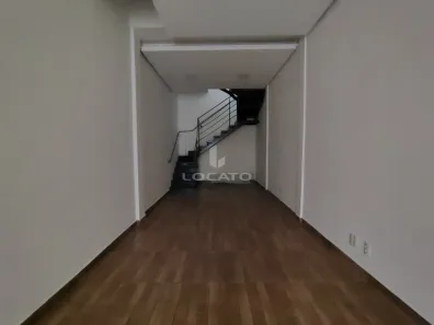 Ponto Comercial para alugar, 90m² no Centro, Juiz de Fora