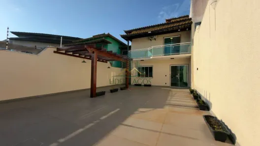 Casa com 3 Quartos à venda, 225m² no Portinho, Cabo Frio