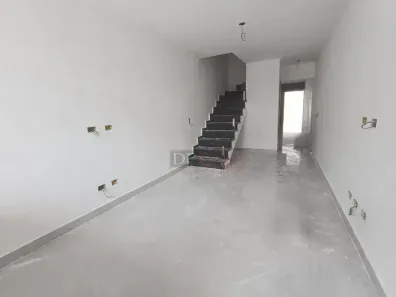 Sobrado com 2 Quartos à venda, 80m² no Vila Nhocune, São Paulo