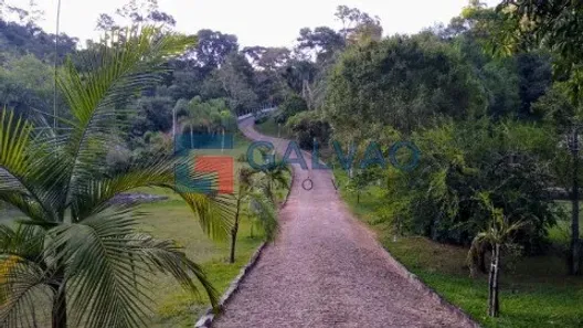Fazenda/Sítio com 4 Quartos à venda, 754m² no Caxambu, Jundiaí