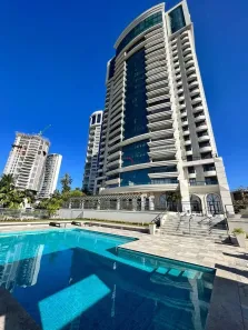 Apartamento com 4 Quartos à venda, 240m² no Bela Suiça, Londrina