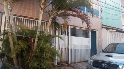 Sobrado com 3 Quartos à venda, 100m² no Riacho Fundo II, Brasília