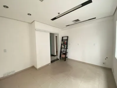 Sala Comercial à venda, 60m² no Vila Olímpia, São Paulo
