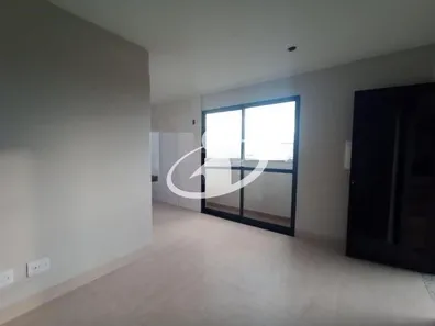 Apartamento com 3 Quartos para alugar, 65m² no Umuarama, Uberlândia