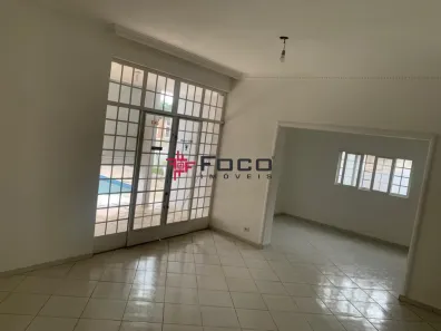 Sobrado com 3 Quartos à venda, 250m² no Jardim Esplanada, São José dos Campos