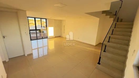 Apartamento com 3 Quartos para alugar, 180m² no Portão, Curitiba