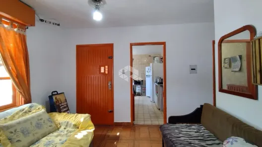 Casa com 2 Quartos à venda, 235m² no Jardim Sabará, Porto Alegre