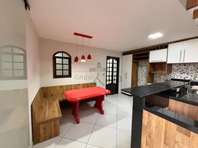 Apartamento com 4 Quartos para alugar, 250m² no Jardim Satélite, São José dos Campos