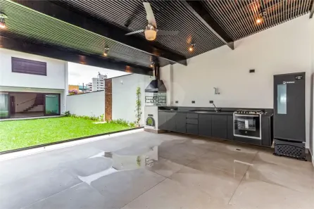 Casa com 3 Quartos à venda, 300m² no Vila Mariana, São Paulo