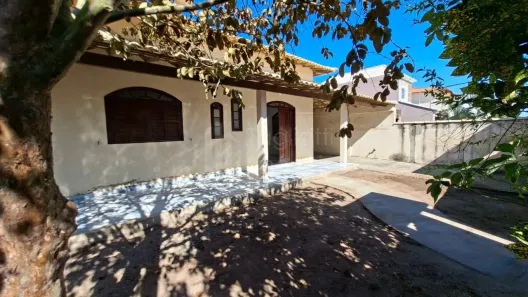 Casa com 3 Quartos à venda, 100m² no Coqueiral, Araruama