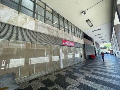 Sala Comercial à venda, 550m² no Centro, Niterói
