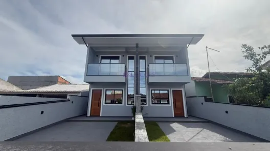 Sobrado com 2 Quartos à venda, 72m² no Madri, Palhoça