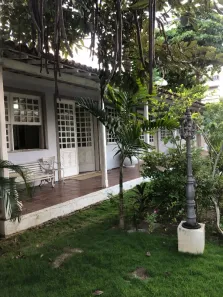 Casa com 5 Quartos à venda, 400m² no Costa Azul, Salvador