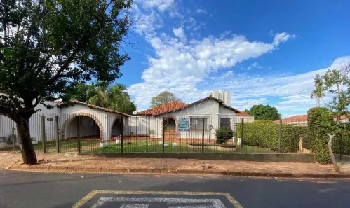 Casa com 4 Quartos à venda, 311m² no Centro, Araraquara