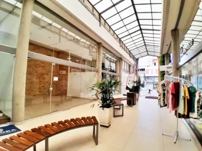 Ponto Comercial para alugar, 35m² no Centro, Londrina