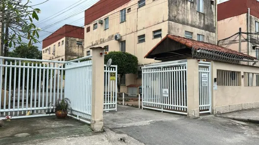 Apartamento com 2 Quartos à venda, 45m² no Caxito, Maricá
