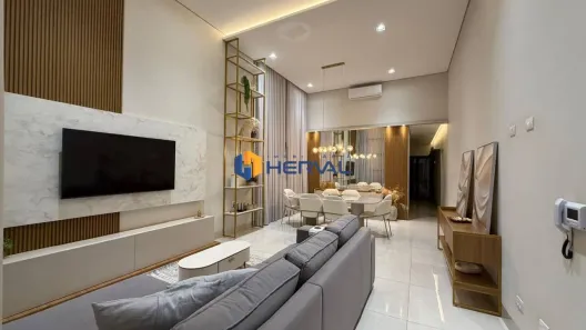 Casa com 3 Quartos à venda, 208m² no Conjunto Habitacional Requião, Maringá