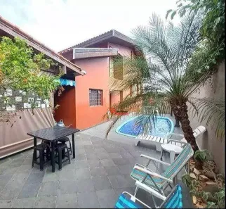 Sobrado com 3 Quartos à venda, 242m² no Jardim Brasil, Americana