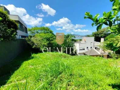 Lote/Terreno à venda, 700m² no Cacupé, Florianópolis