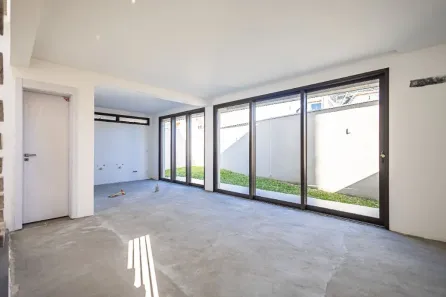 Casa de Condomínio com 3 Quartos à venda, 192m² no Mercês, Curitiba