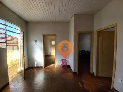Casa com 3 Quartos à venda, 400m² no Floresta, Belo Horizonte