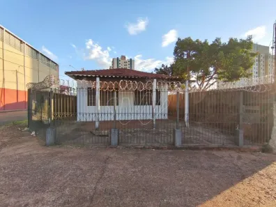 Casa com 2 Quartos para alugar, 70m² no Vila Furlan, Araraquara