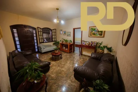 Casa com 8 Quartos à venda, 350m² no São Geraldo, Belo Horizonte