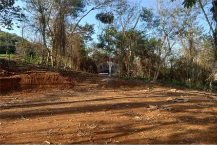 Lote/Terreno à venda, 2800m² no , Simão Pereira