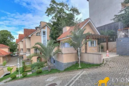 Casa de Condomínio com 3 Quartos à venda, 240m² no Pedra Redonda, Porto Alegre