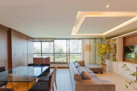 Apartamento com 4 Quartos à venda, 131m² no Três Figueiras, Porto Alegre