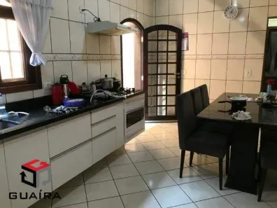 Sobrado com 3 Quartos à venda, 175m² no Piraporinha, Diadema