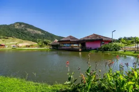 Lote/Terreno à venda, 546m² no Ubatiba, Maricá