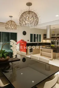 Sobrado com 4 Quartos à venda, 526m² no Vila Guarani, Mauá