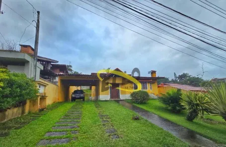 Casa de Condomínio com 4 Quartos à venda, 200m² no Parque Dom Henrique, Cotia