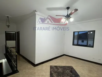 Casa com 3 Quartos à venda, 221m² no Centro, São Vicente