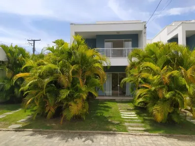 Casa de Condomínio com 4 Quartos para alugar, 180m² no Buraquinho, Lauro de Freitas