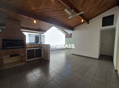 Casa com 3 Quartos para alugar, 180m² no Alto Higienópolis, Bauru