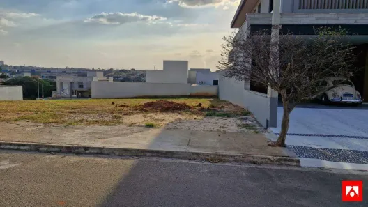 Lote/Terreno à venda, 450m² no Chácara Letônia, Americana