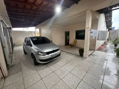 Casa com 4 Quartos à venda, 300m² no Parque 10 de Novembro, Manaus