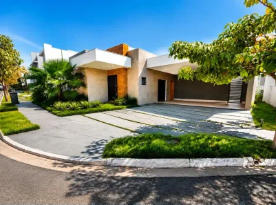 Casa com 3 Quartos à venda, 217m² no Condomínio Primor das Torres, Cuiabá