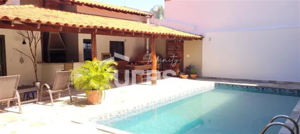 Casa com 3 Quartos à venda, 258m² no Morada da Colina, Uberlândia
