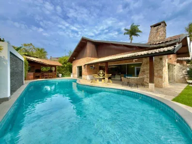 Casa de Condomínio com 5 Quartos à venda, 345m² no Enseada, Guarujá
