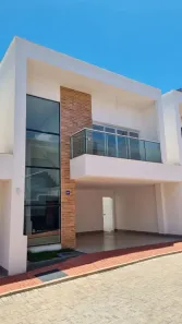 Casa com 4 Quartos à venda, 148m² no Jardim Vitória, Goiânia